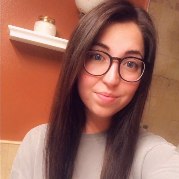 Meet your Posher, Chandler - Picture 3 of 9